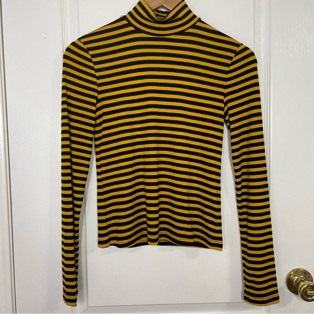Long Sleeve Shirt, Size S